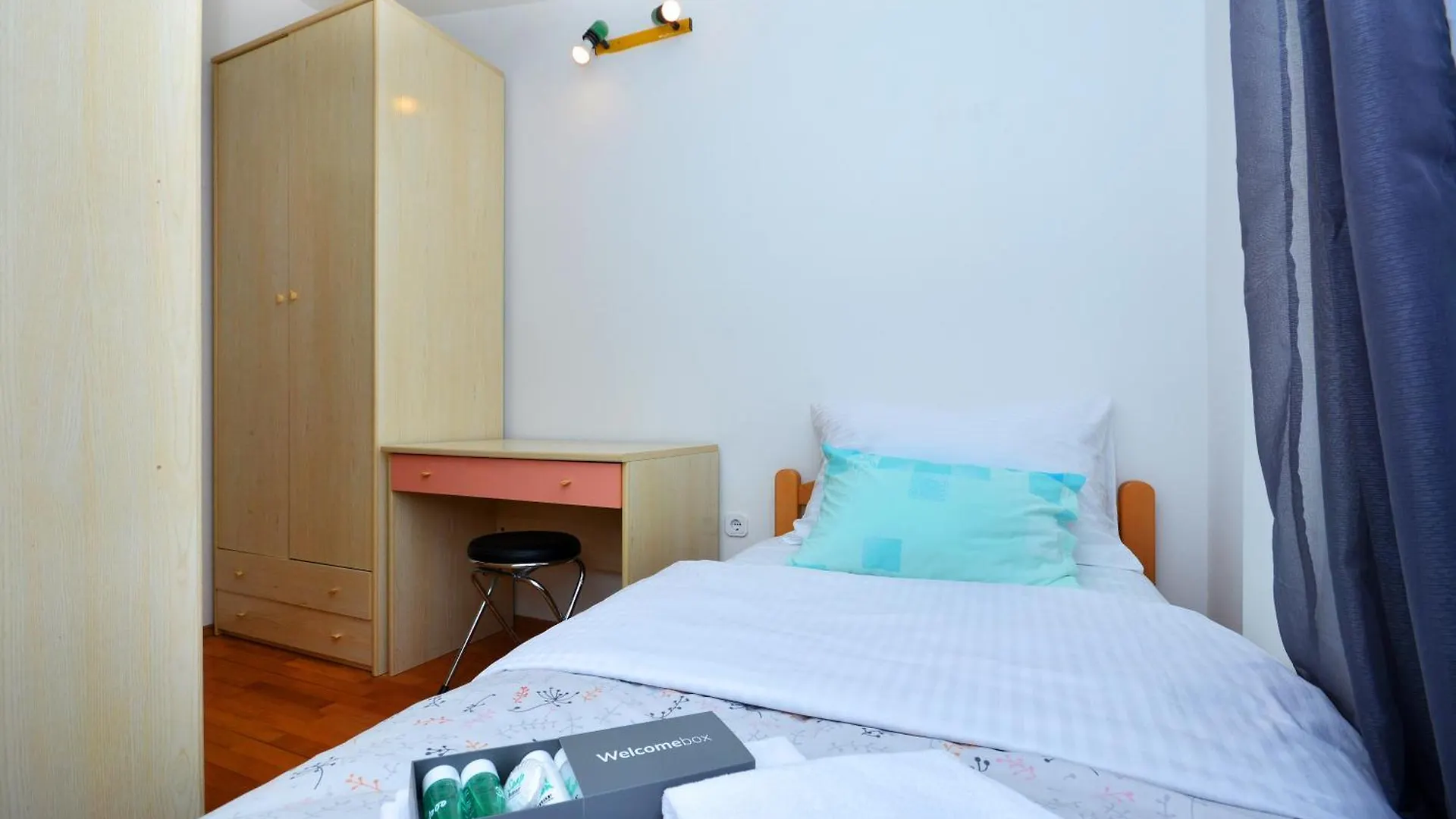 Apartment Bacvice Near The Beach Split