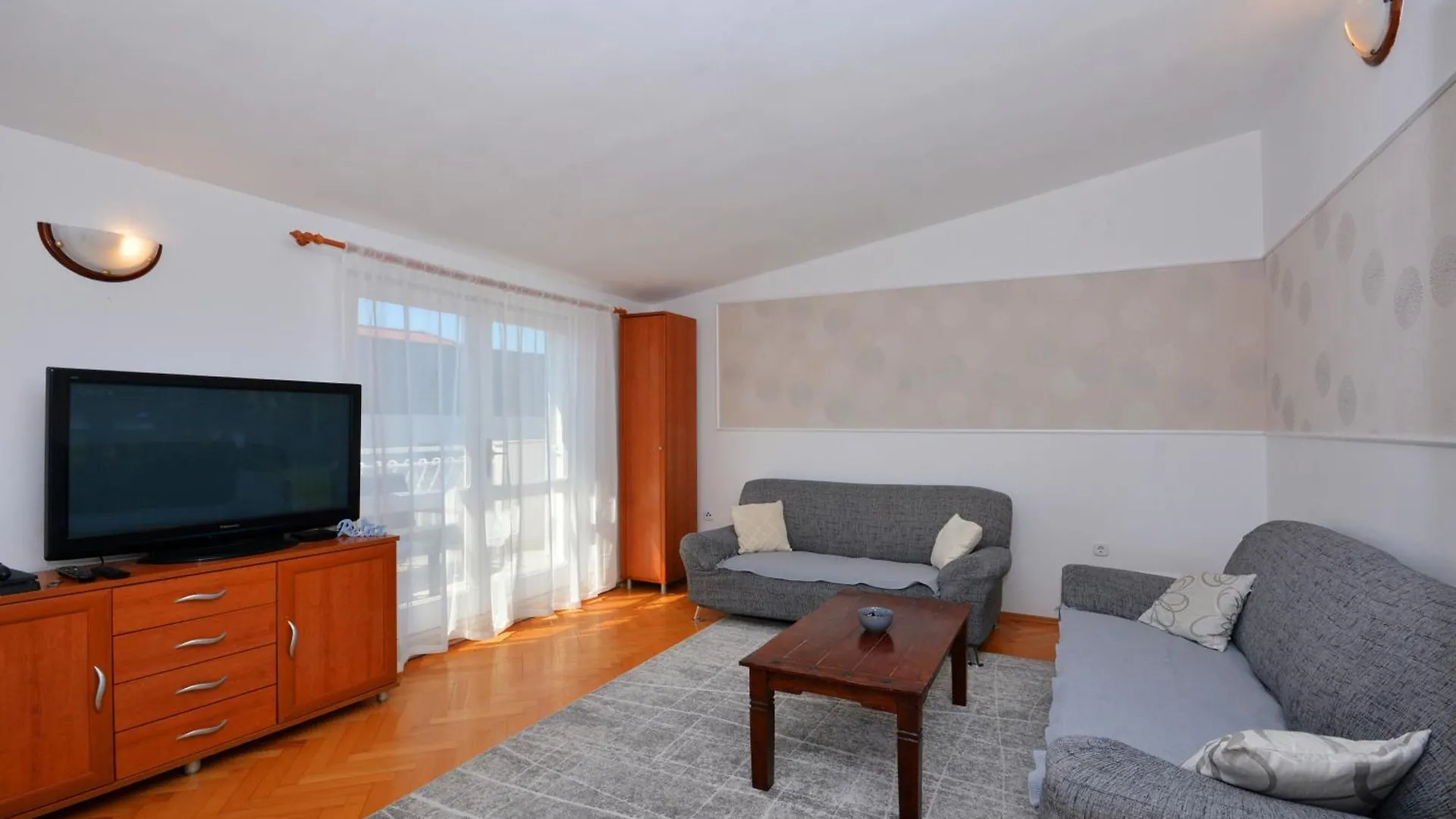 Apartment Bacvice Near The Beach Split Croatia