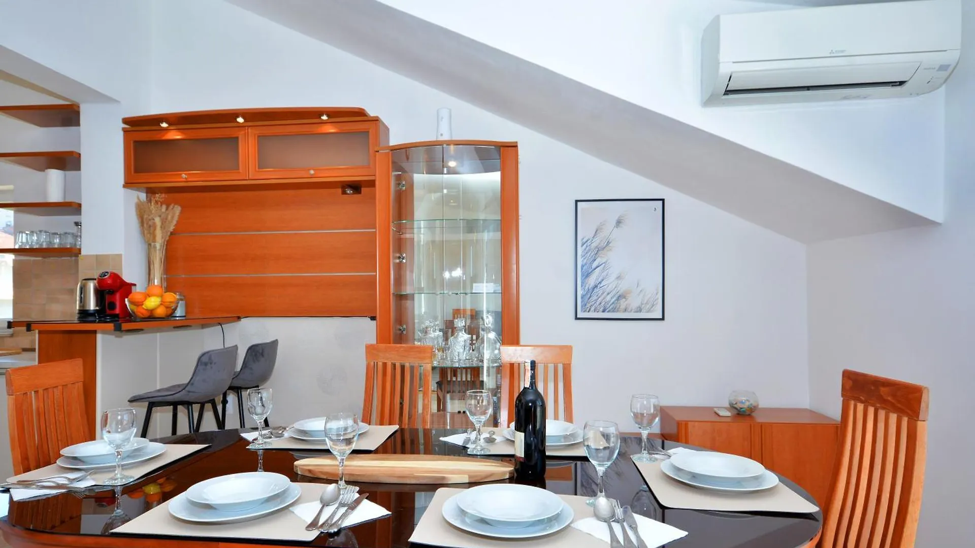 Apartment Bacvice Near The Beach Split
